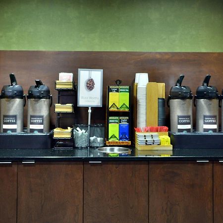 Fairfield Inn & Suites By Marriott Charlottesville North מראה חיצוני תמונה