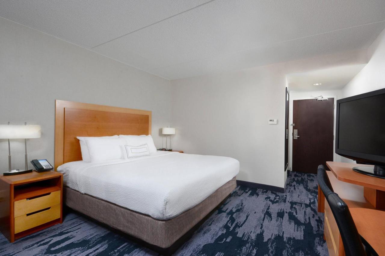 Fairfield Inn & Suites By Marriott Charlottesville North מראה חיצוני תמונה