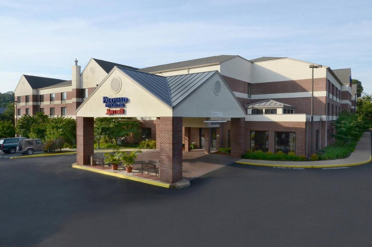 Fairfield Inn & Suites By Marriott Charlottesville North מראה חיצוני תמונה
