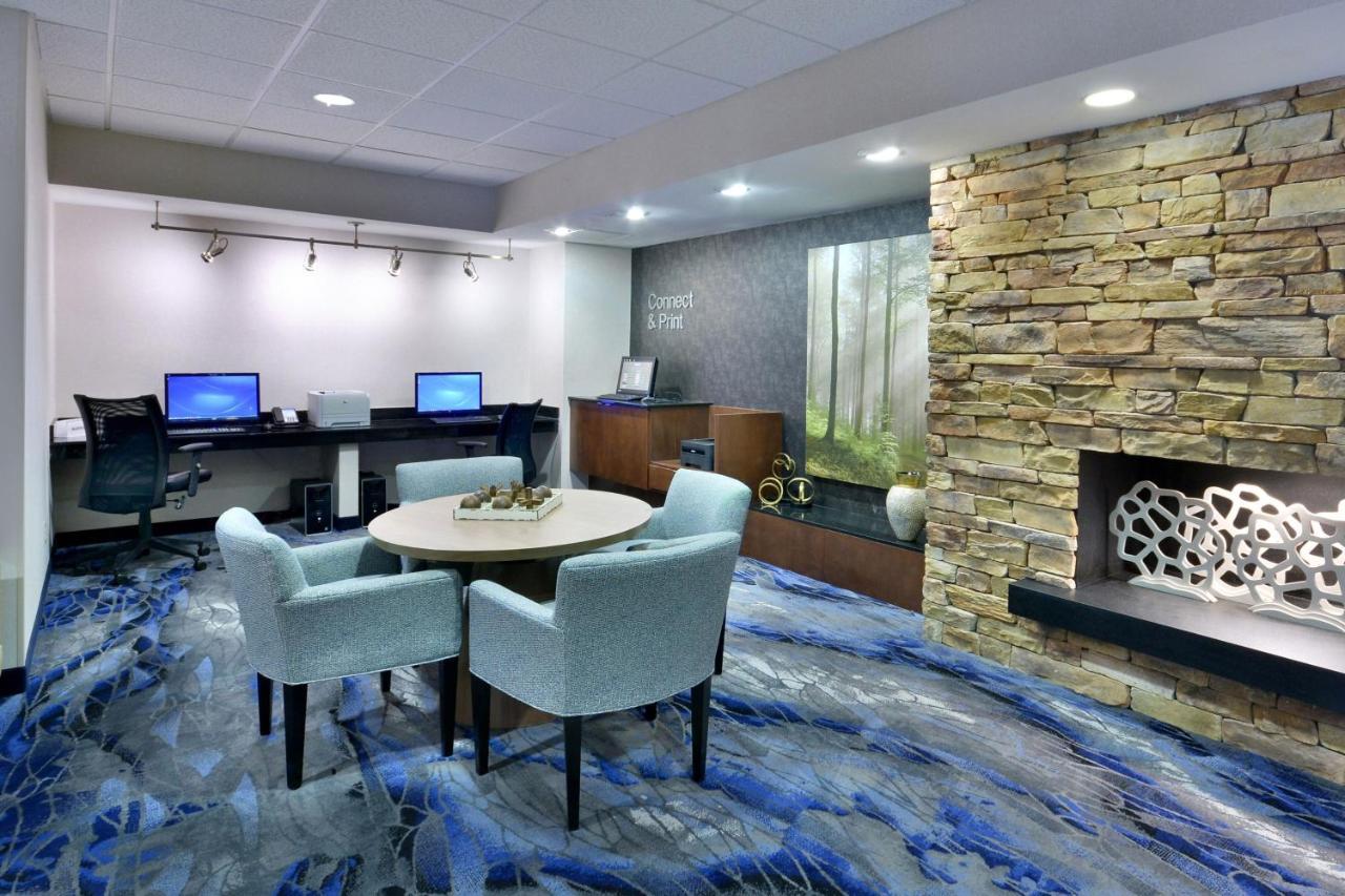 Fairfield Inn & Suites By Marriott Charlottesville North מראה חיצוני תמונה