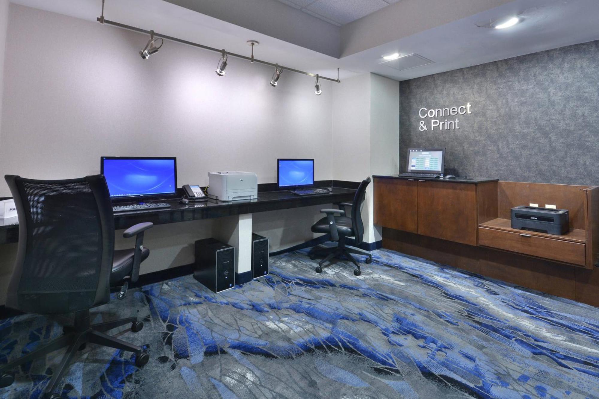 Fairfield Inn & Suites By Marriott Charlottesville North מראה חיצוני תמונה
