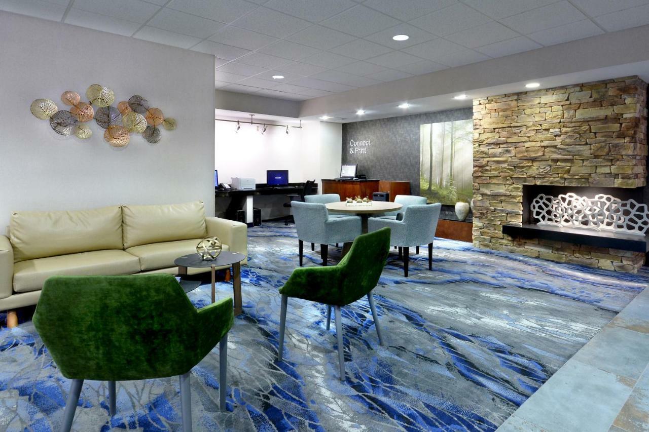 Fairfield Inn & Suites By Marriott Charlottesville North מראה חיצוני תמונה